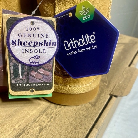 Lamo Tan Ankle Boots with Plush Lining - Picture 10 of 12